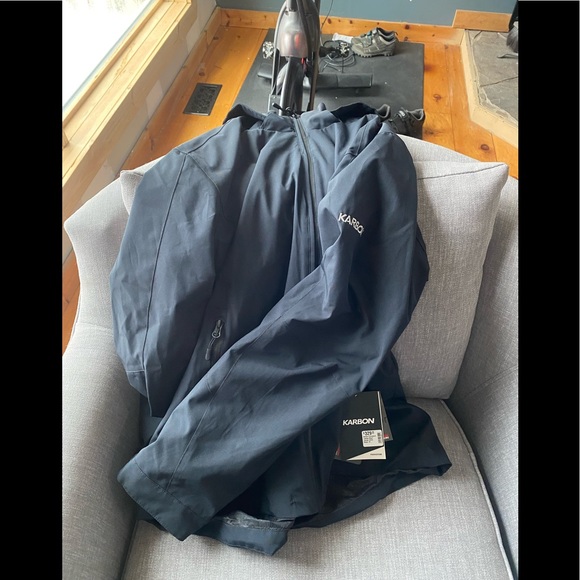 Karbon Constant Shell - size 16 Womens - Picture 2 of 2